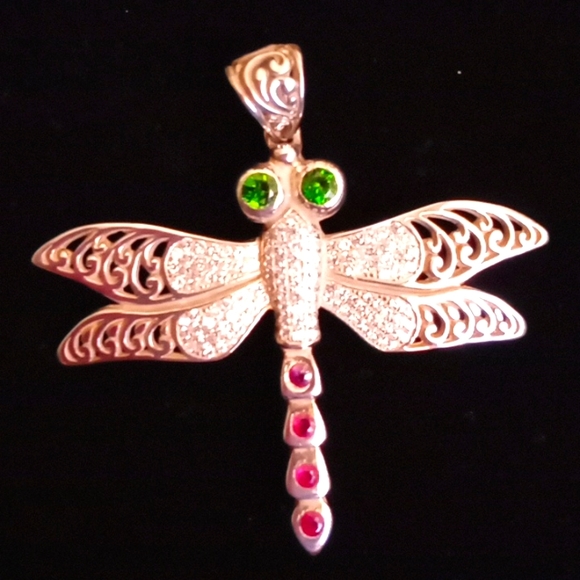 BALI LEGACY RUSSIAN DIOPSIDE, MULTI-GEM DRAGONFLY PENDENT - Picture 6 of 7